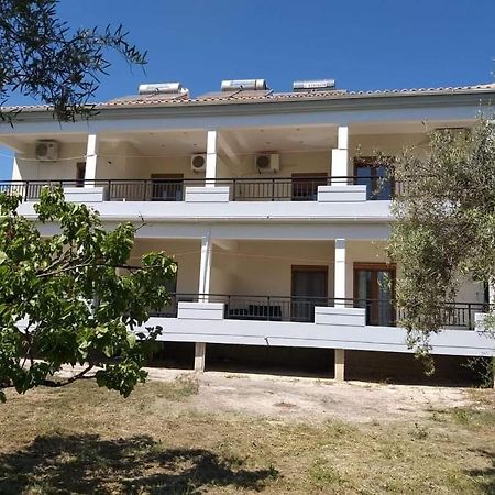 Chris Studios Vasiliki  Exterior photo